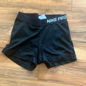 Nike pros size small